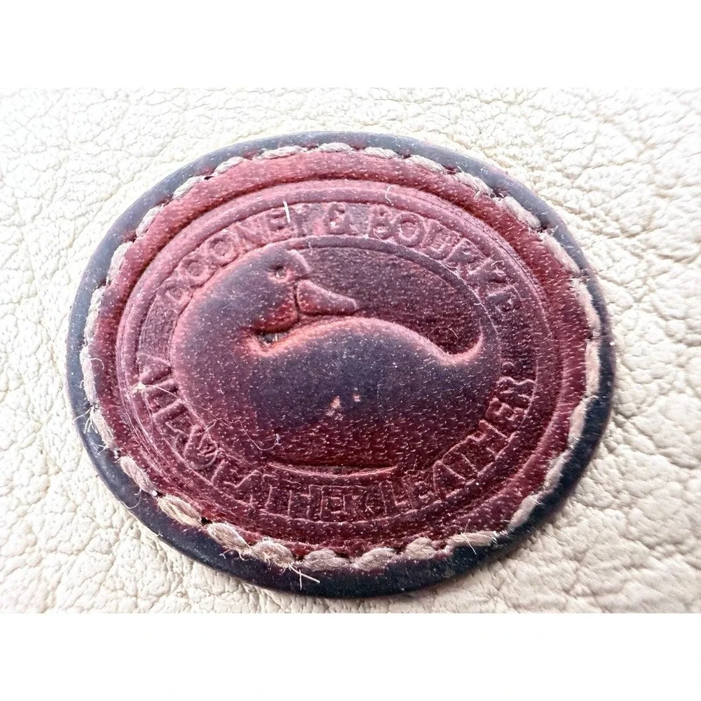 Dooney & Bourke Vintage All Weather Leather Wallet Brown Tan‎ USA Made